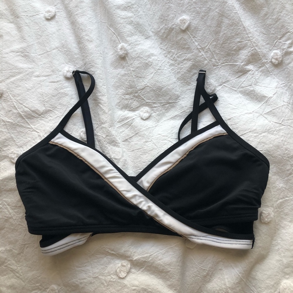 Cut Out Wrap Bikini Top